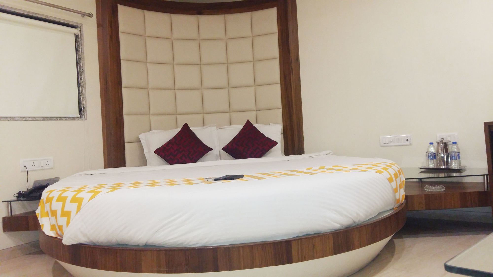 מומביי Hotel Address Inn מראה חיצוני תמונה